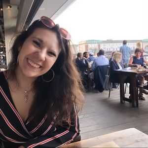 Meet your Posher, Gabrielle